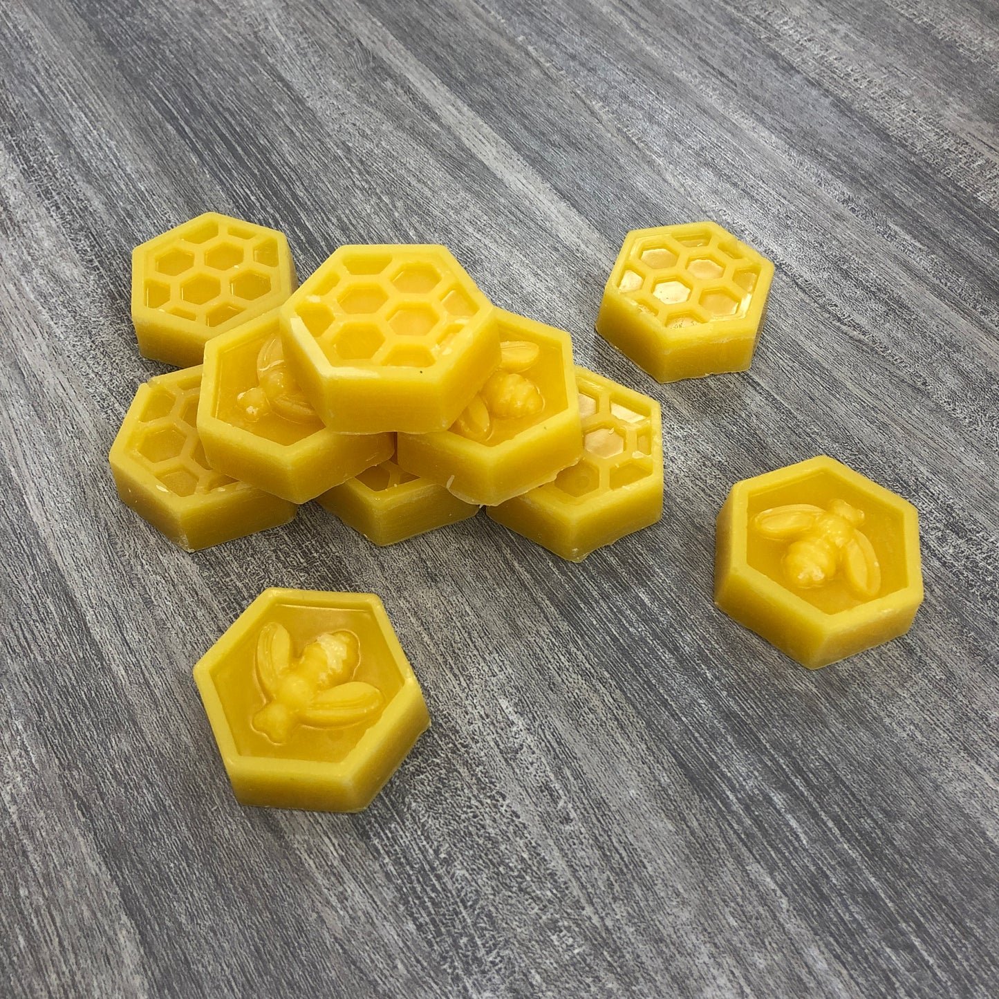 Pure Beeswax Thread Conditioner Notion - Trapunto