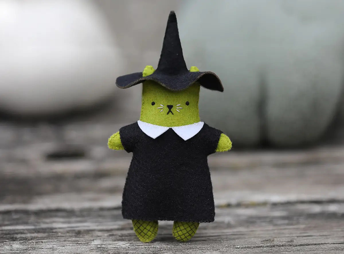 Witch Cat Felt Doll Kit