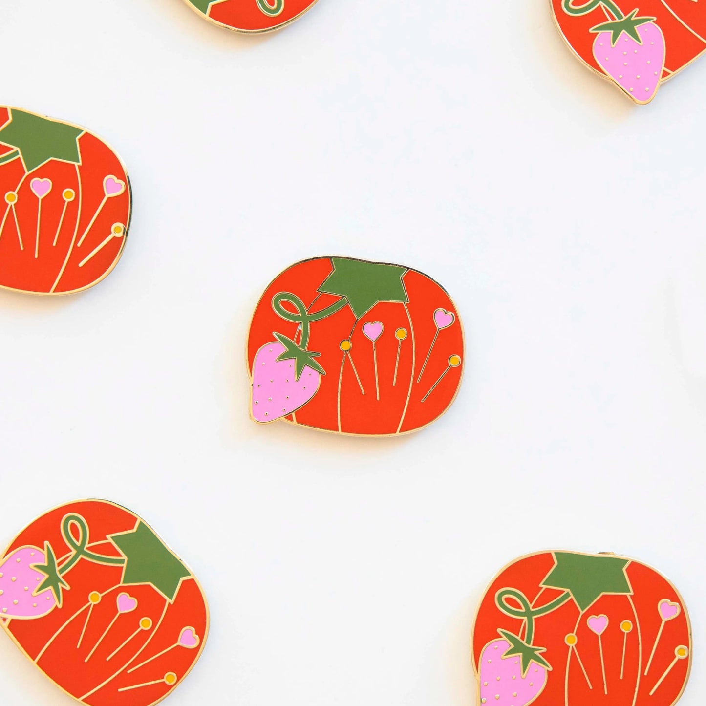 Tomato Pincushion Needle Minder